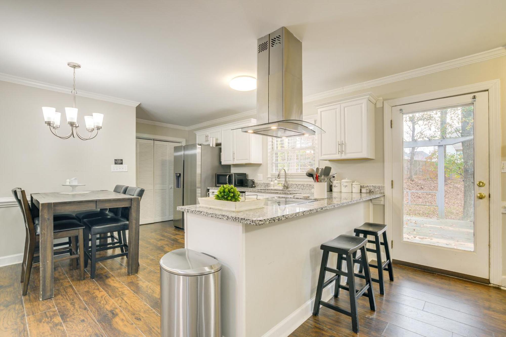 Serene Family Home With Deck In Knightdale! Exterior photo
